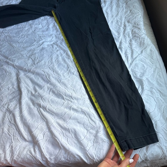 Levi's Black Chinos W34 L34 Standard Taper Cotton Pants - Picture 3 of 10